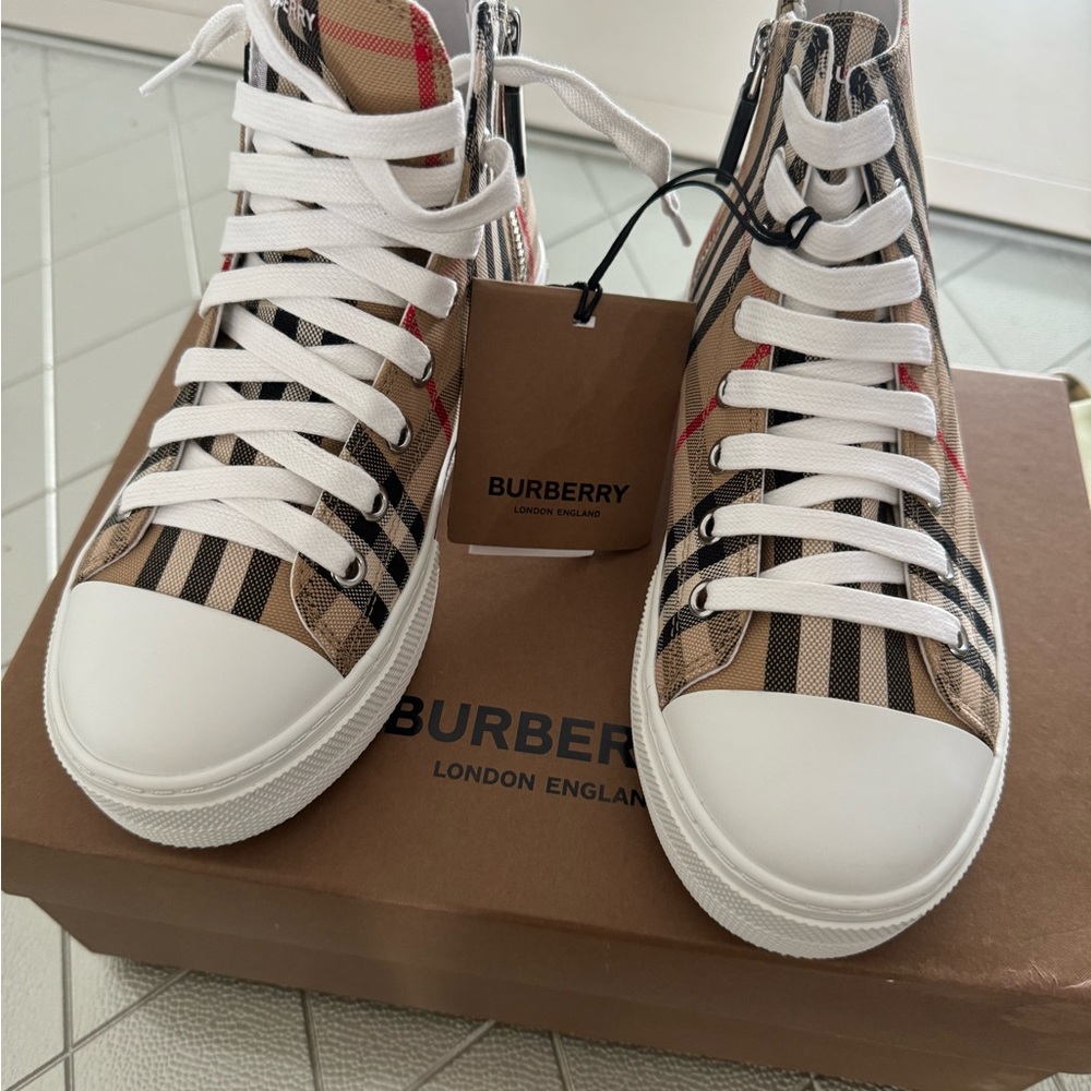 Brand new authentic